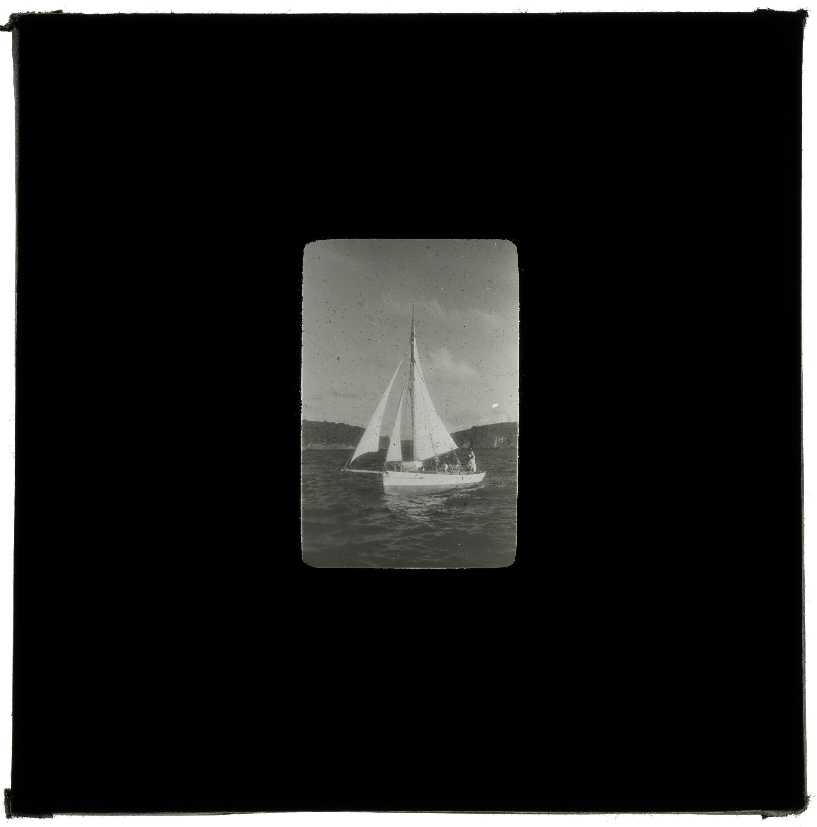 The sailboat "Fetu'aha'a" with crew, Tonga