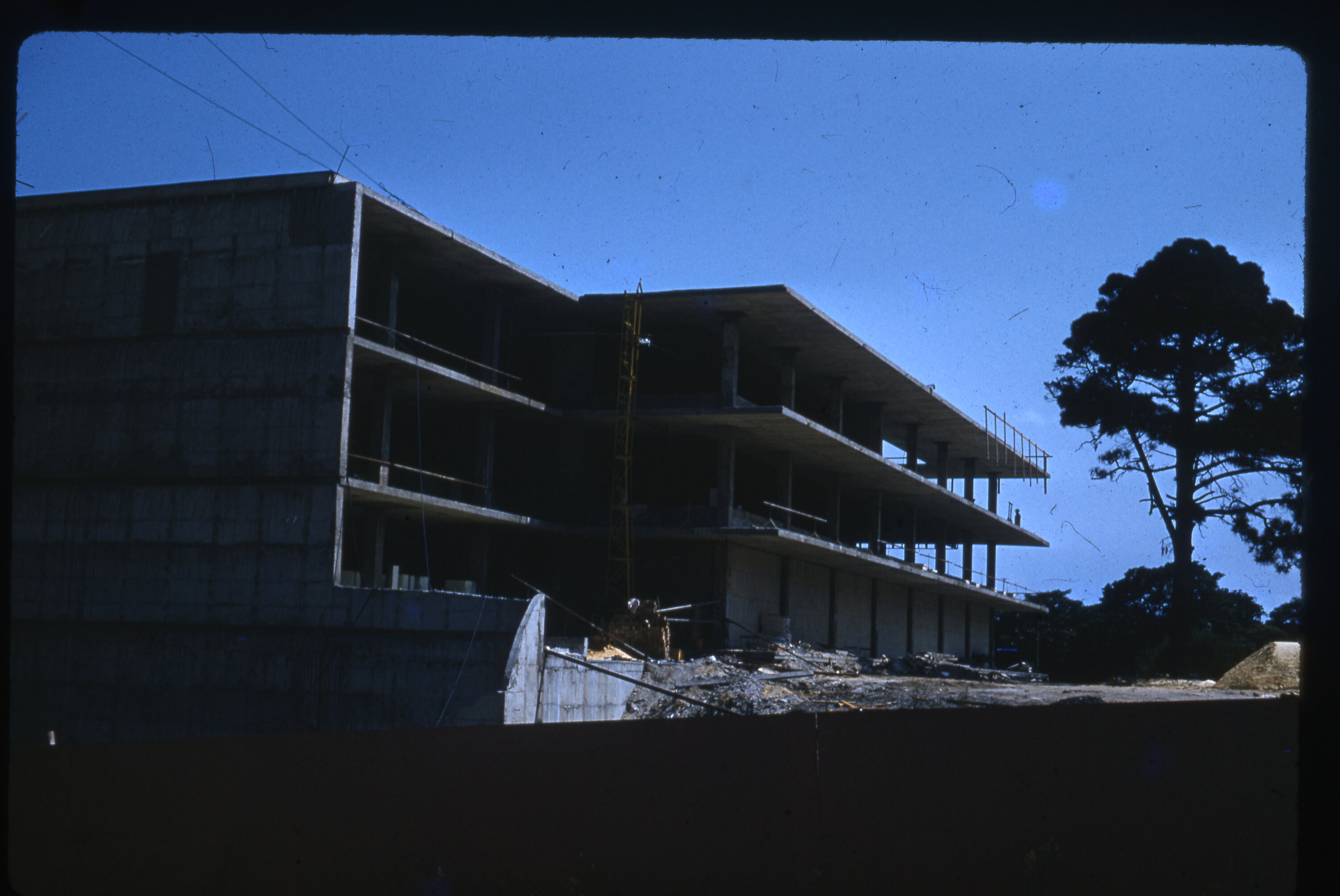 Construction of Library exterior
