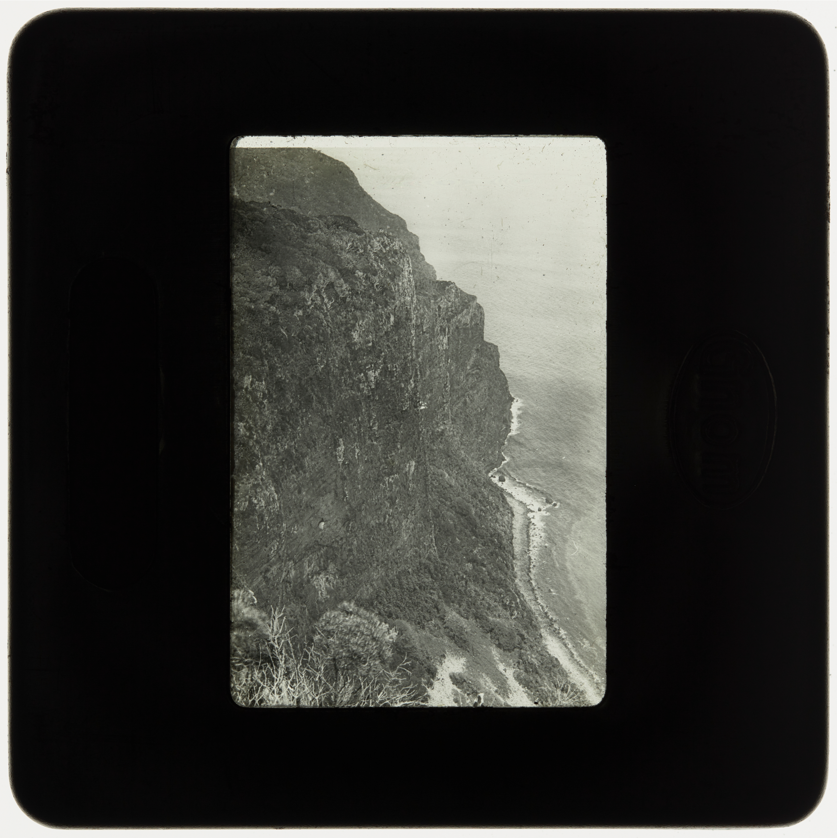 Steep rocky cliffs above the ocean, Lord Howe Island