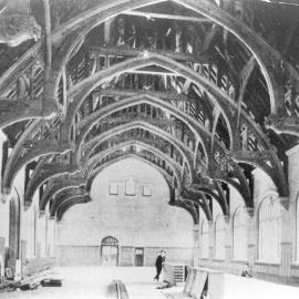 MacLaurin Hall, interior construction
