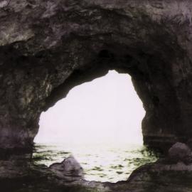 Traces at odds with the geology of the world