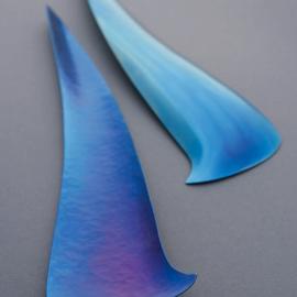 Wings; Dapple (serving utensils)