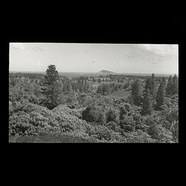 View from Norfolk Island towards Phillip Island 