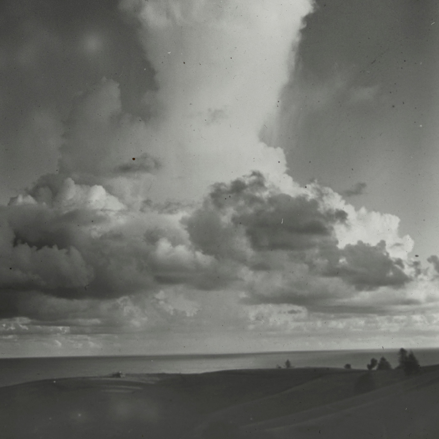 Rolling hills towards the ocean, Norfolk Island