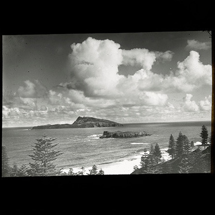 View of Phillips Island (from Norfolk Island)