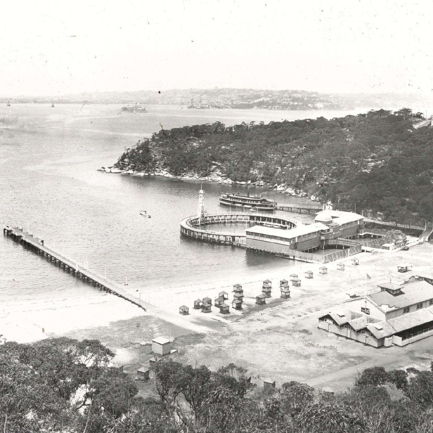 Clifton Gardens, Sydney Harbour N.S.W.