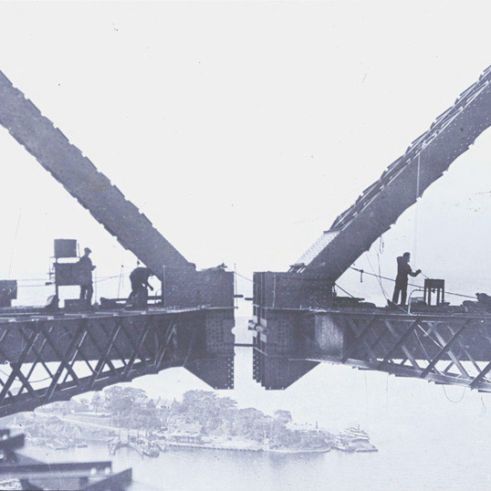 The Sydney Harbour Bridge (Berckelman collection)
