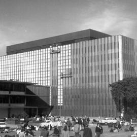 Fisher Library, with bronze cladding of Stack in progress, 1971