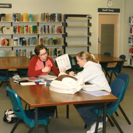  Current Journal collection, Health Sciences Library, 2002
