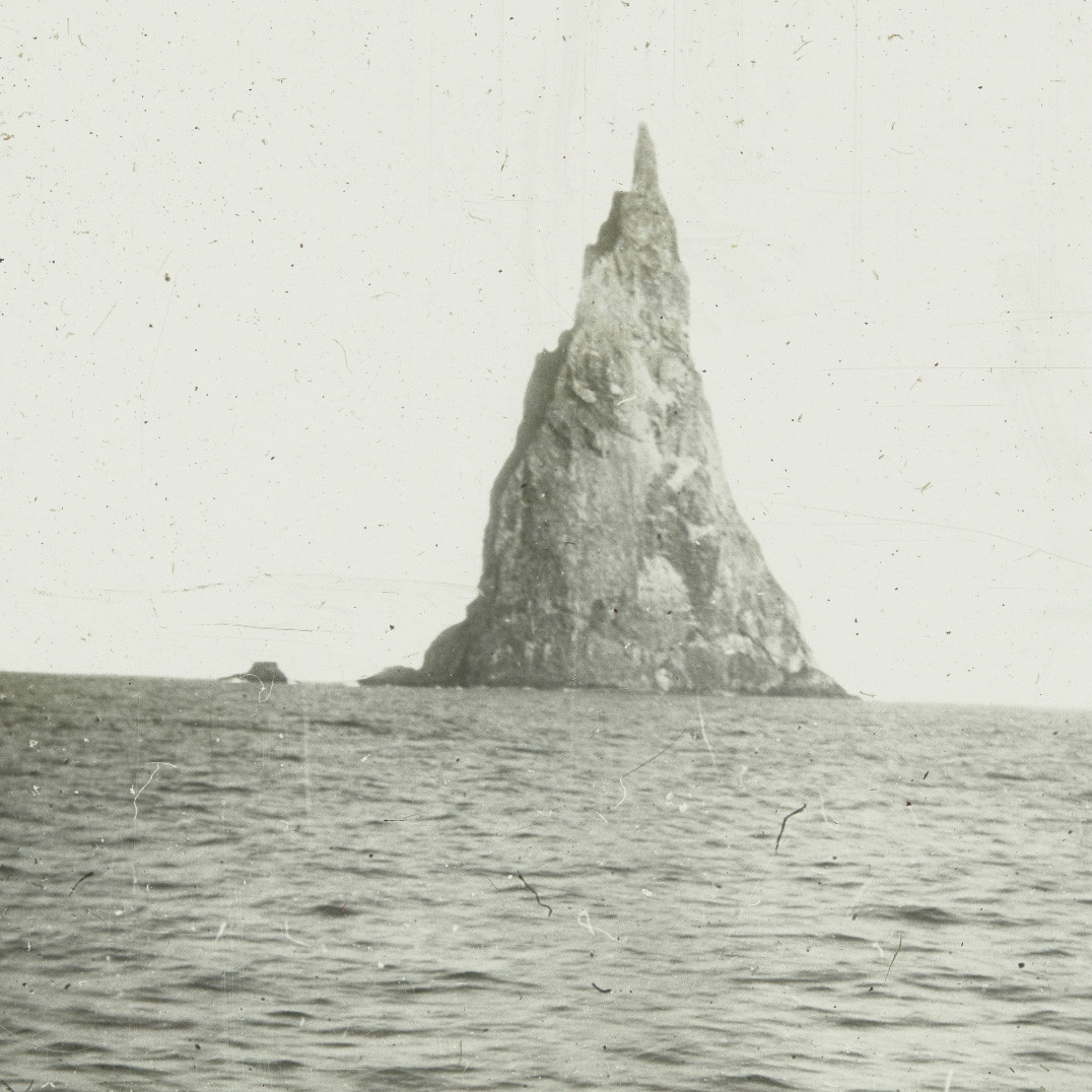 Balls Pyramid, Lord Howe Island