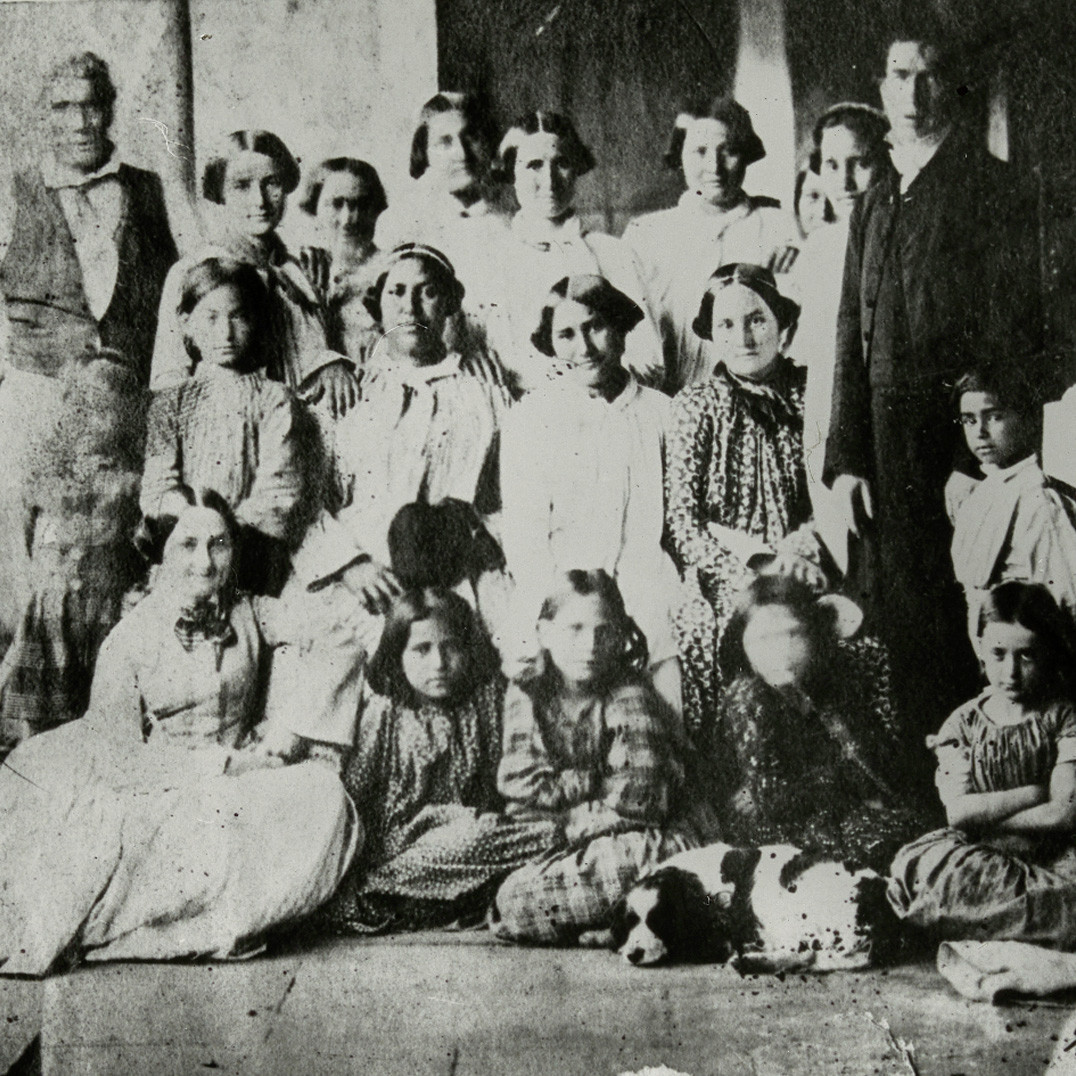 Pitcairn Islanders group photo