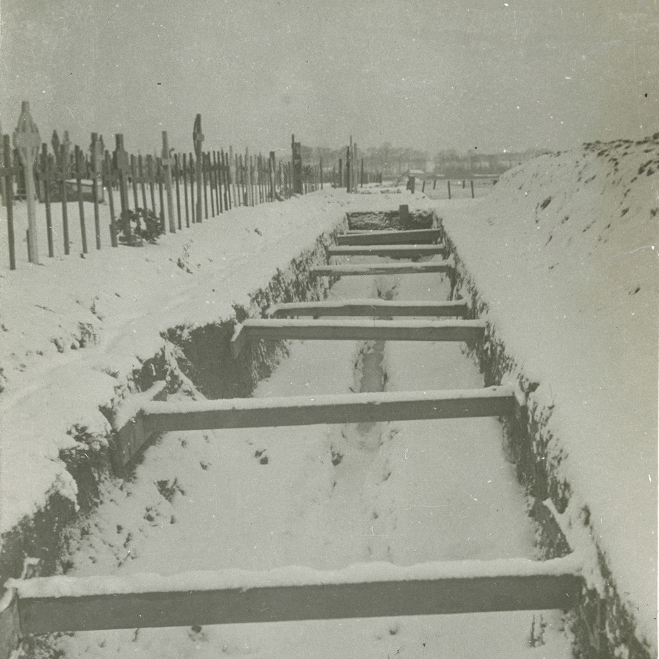 Bailleul Communal Cemetery, France